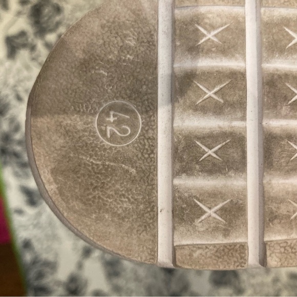 VOLKS WALKERS  Sz 42 Sinop Leather Perforated Slip On Flats Loafers Shoes - Picture 9 of 11